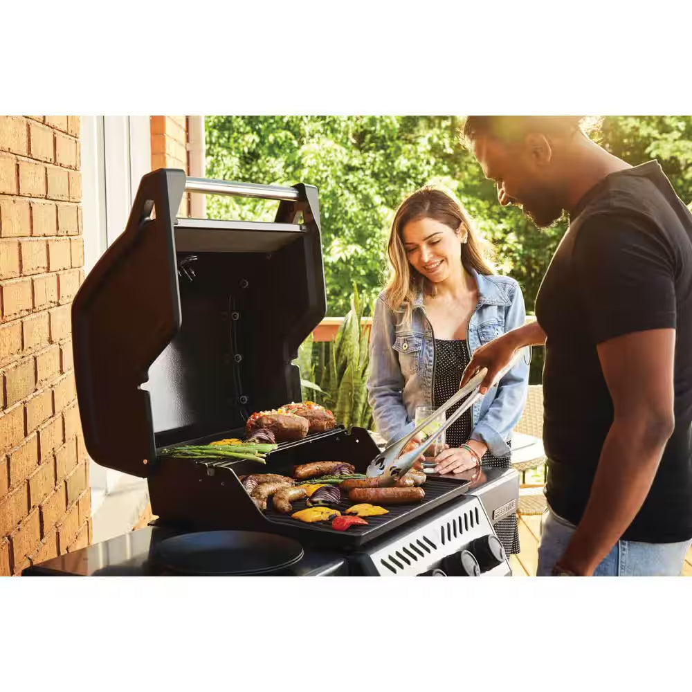Freestyle 365 3-Burner Propane Gas Grill in Graphite Grey
