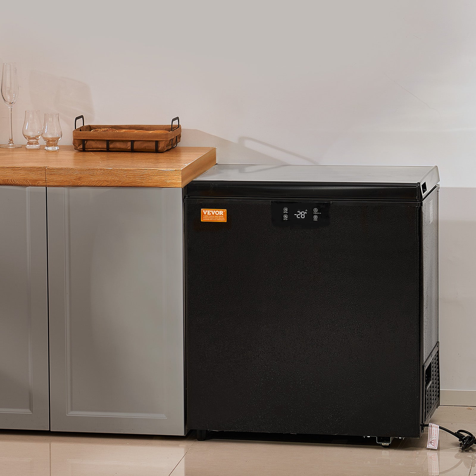 2.22-19.8 Cu.Ft Chest Freezer Deep Freezer Chest Fridge Digital Display W/Basket