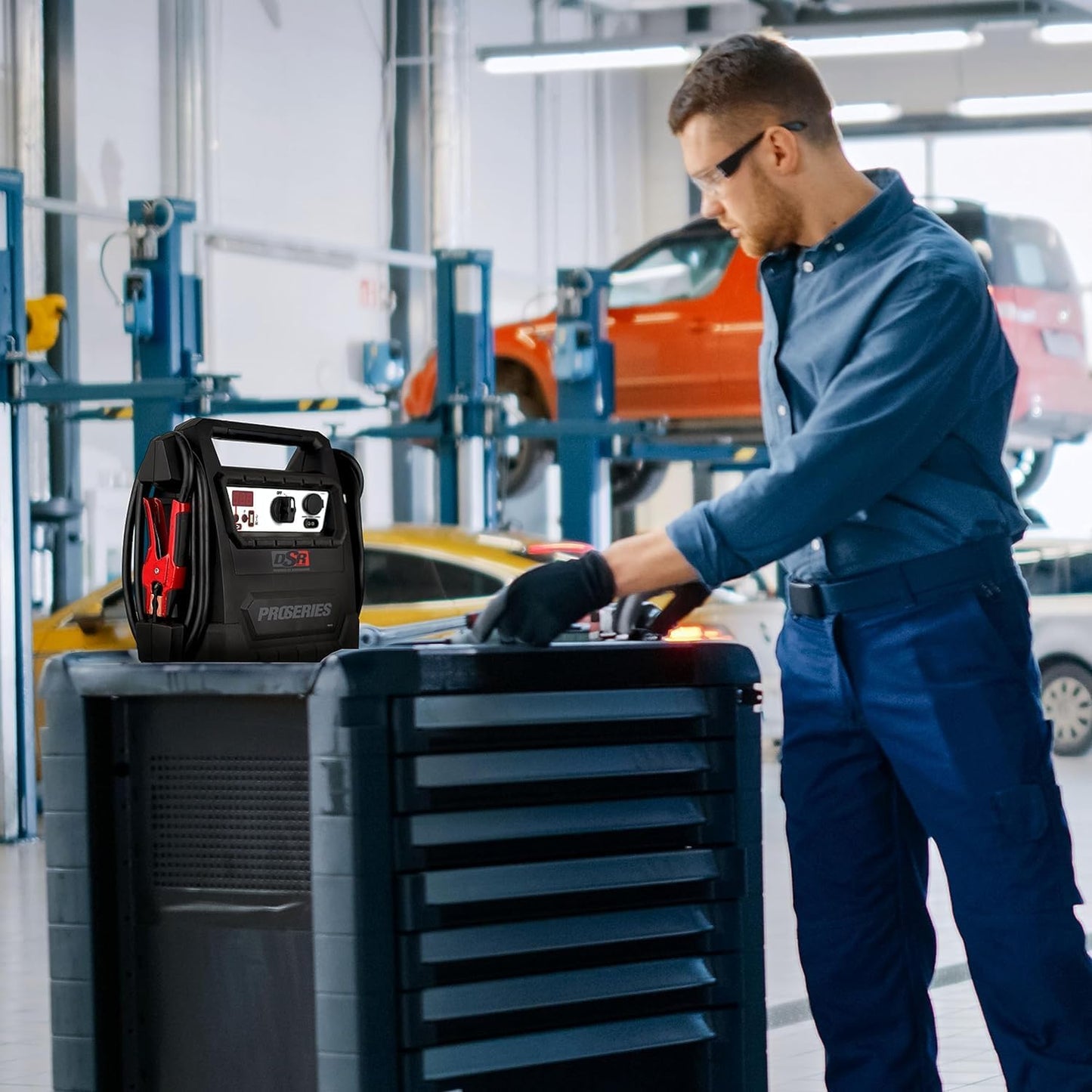 DSR Proseries Car Battery Jump Starter, Maintainer & Portable Power Station - 12V 4000 Peak Amps & 700 Cranking Amps - with DC & USB Charging Ports - DSR159