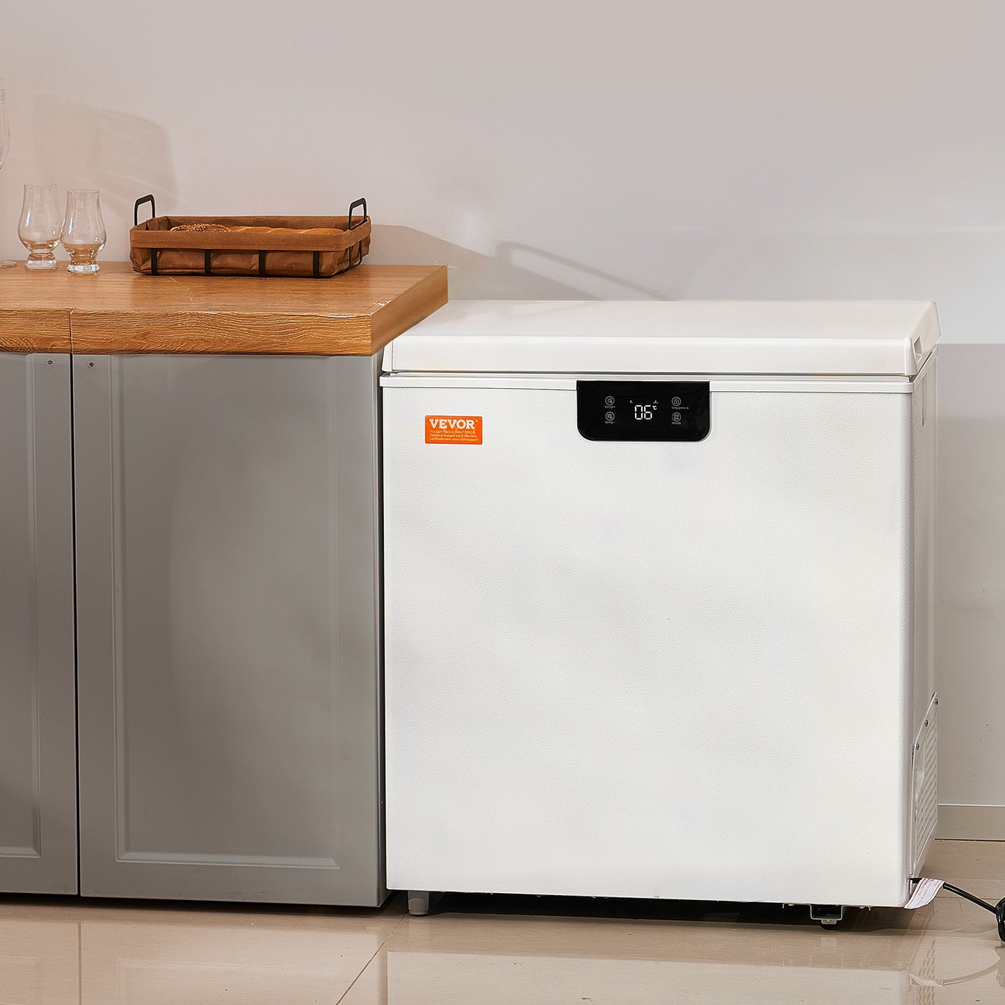 2.22-19.8 Cu.Ft Chest Freezer Deep Freezer Chest Fridge Digital Display W/Basket