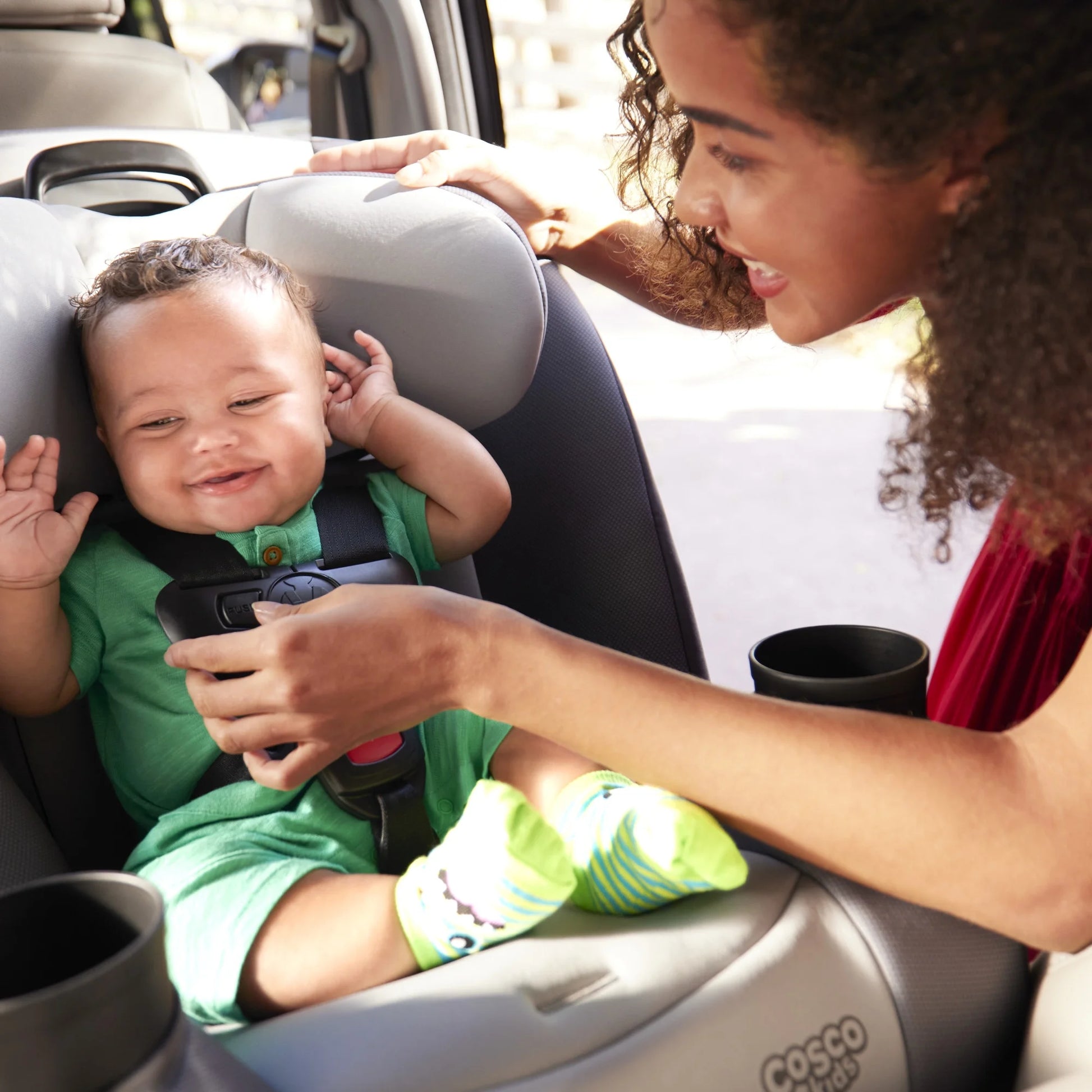 Entrada Infant & Toddler Convertible Car Seat, Berry Wine